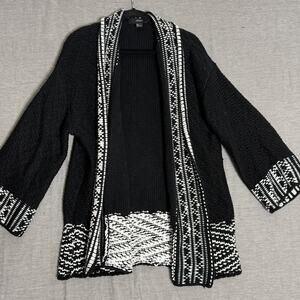 Forever 21 Black And White Tribal Cardigan Shawl Lg
